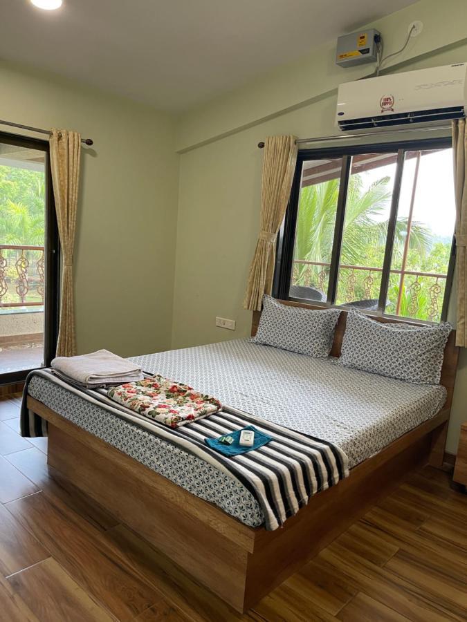 Neville'S Villa - Pet Friendly With Pool Alibag Bagian luar foto